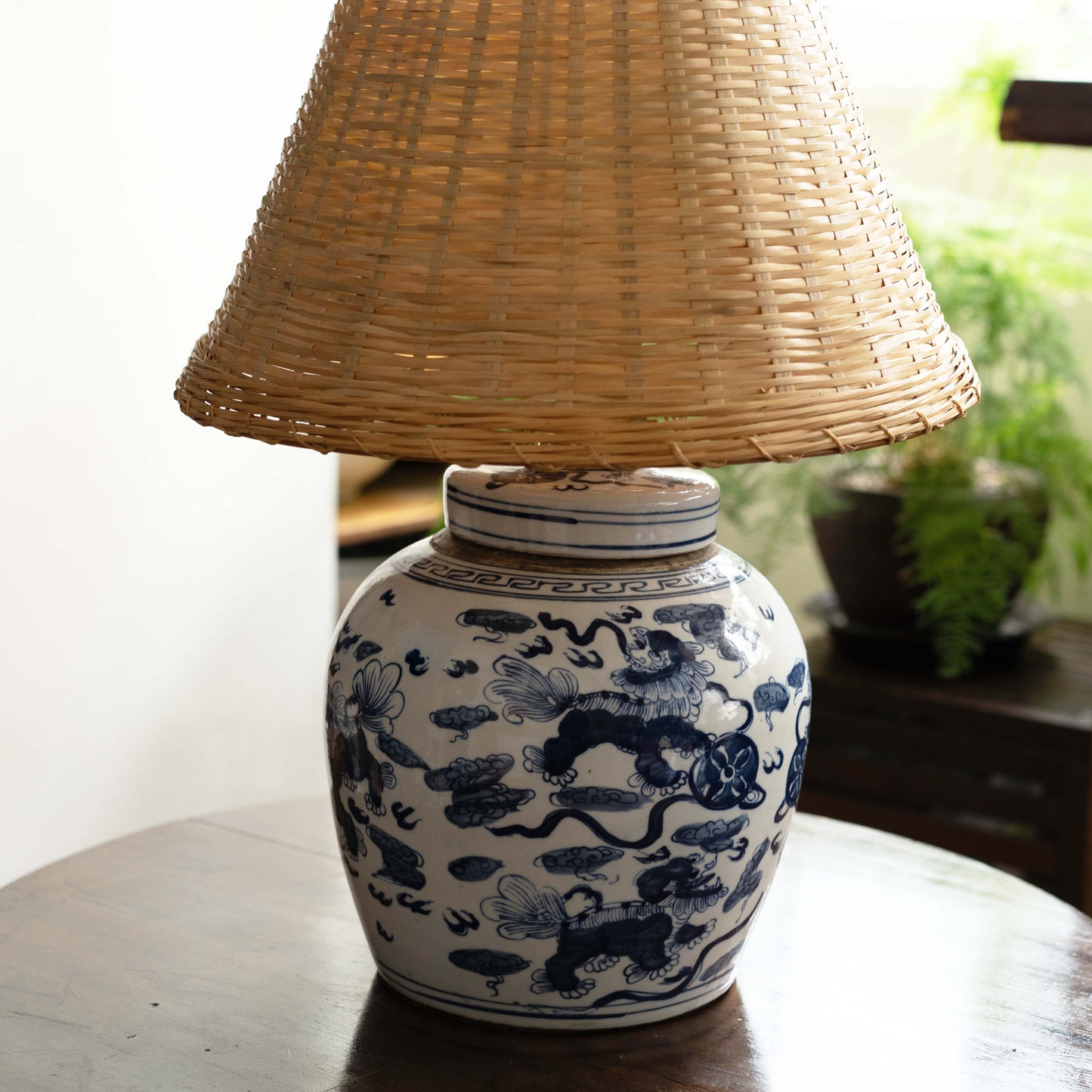 『FOO DOGS』ジンジャージャーランプ