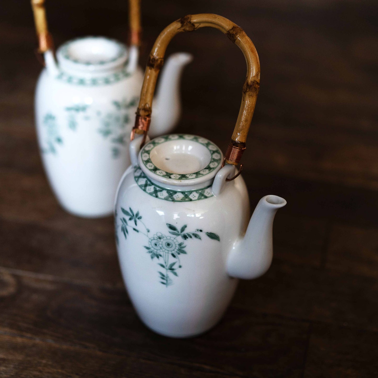 ペニンシュラ 手描きのティーポット