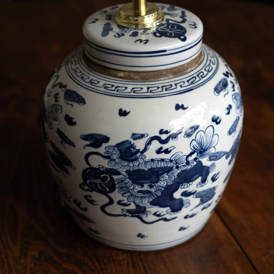 『FOO DOGS』ジンジャージャーランプ