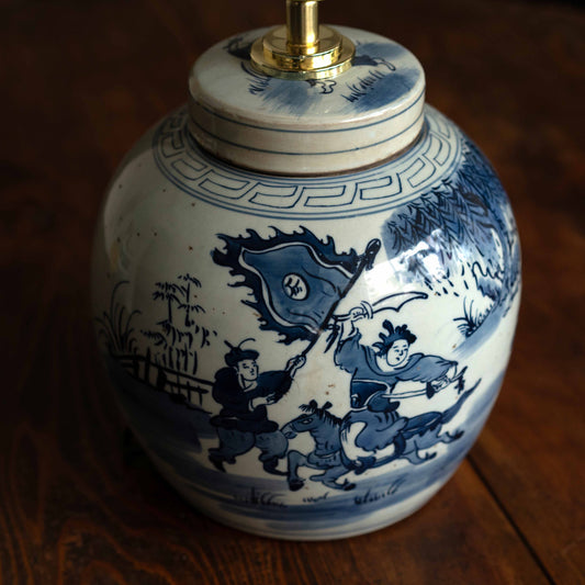 『MEN ON HORSEBACK』ジンジャージャーランプ