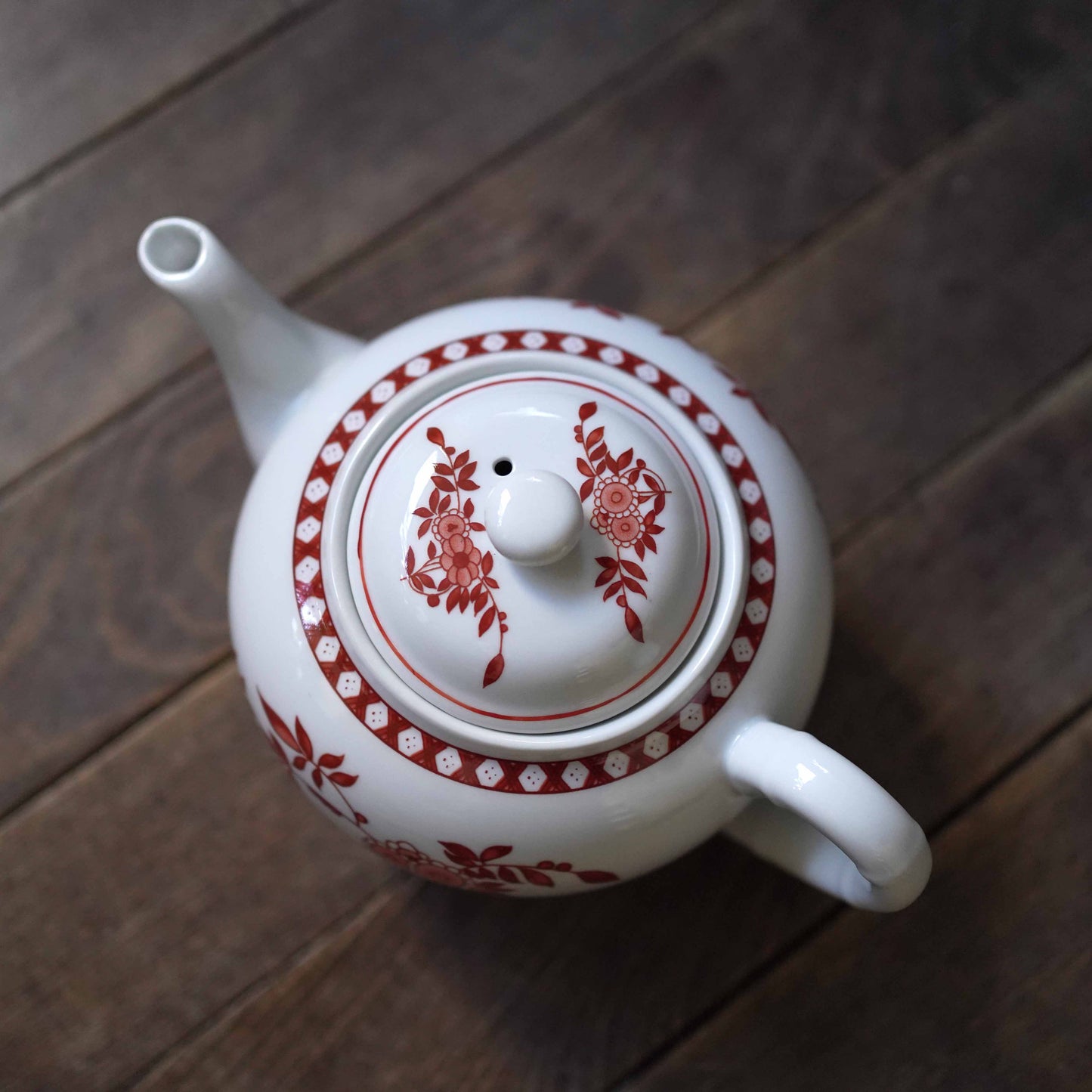 ペニンシュラ コーラルのティーポット