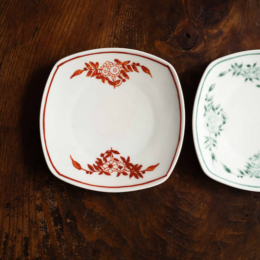 ペニンシュラ 手描きのちいさなプレート