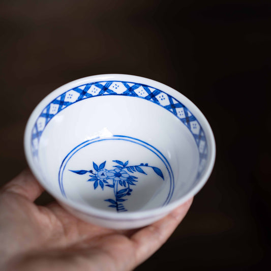 『手描きのボウル』ペニンシュラ