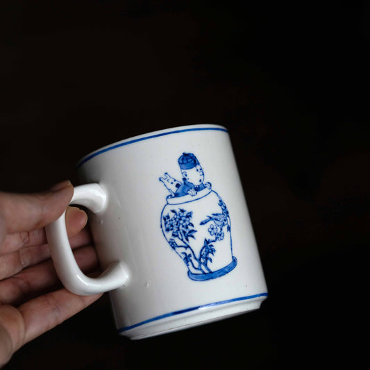 『手描きのマグカップ』タンタン