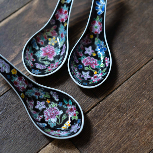 『黒のレンゲ』景徳鎮