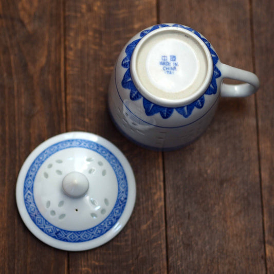 『たっぷりサイズのマグカップ』景徳鎮ホタル