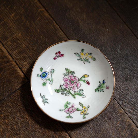 Bundle of flowers 小皿