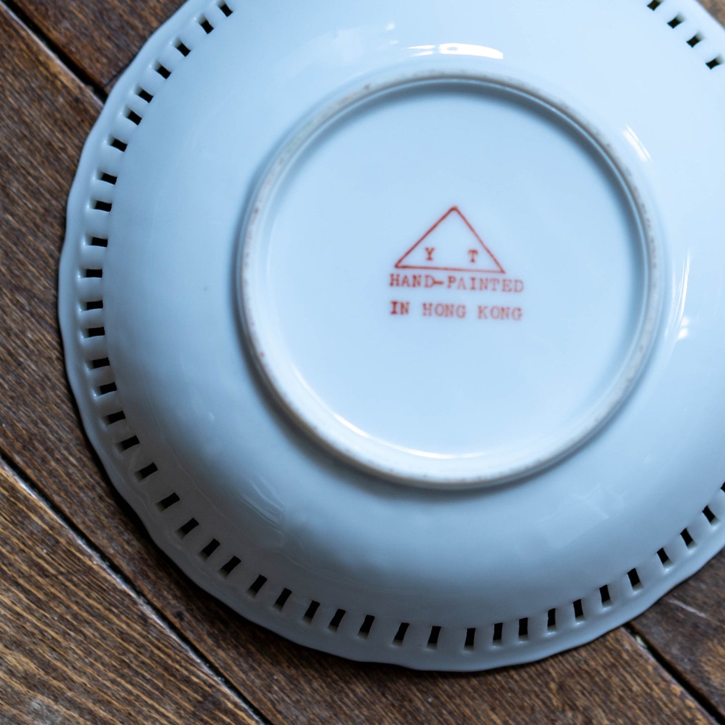 ペニンシュラ 手描きのレースボウル