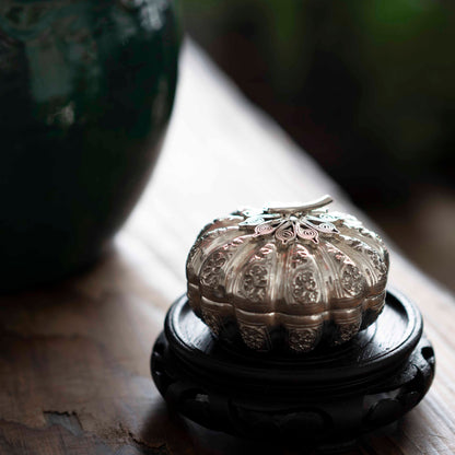 『パンプキン』シルバーオブジェ-カンボジア