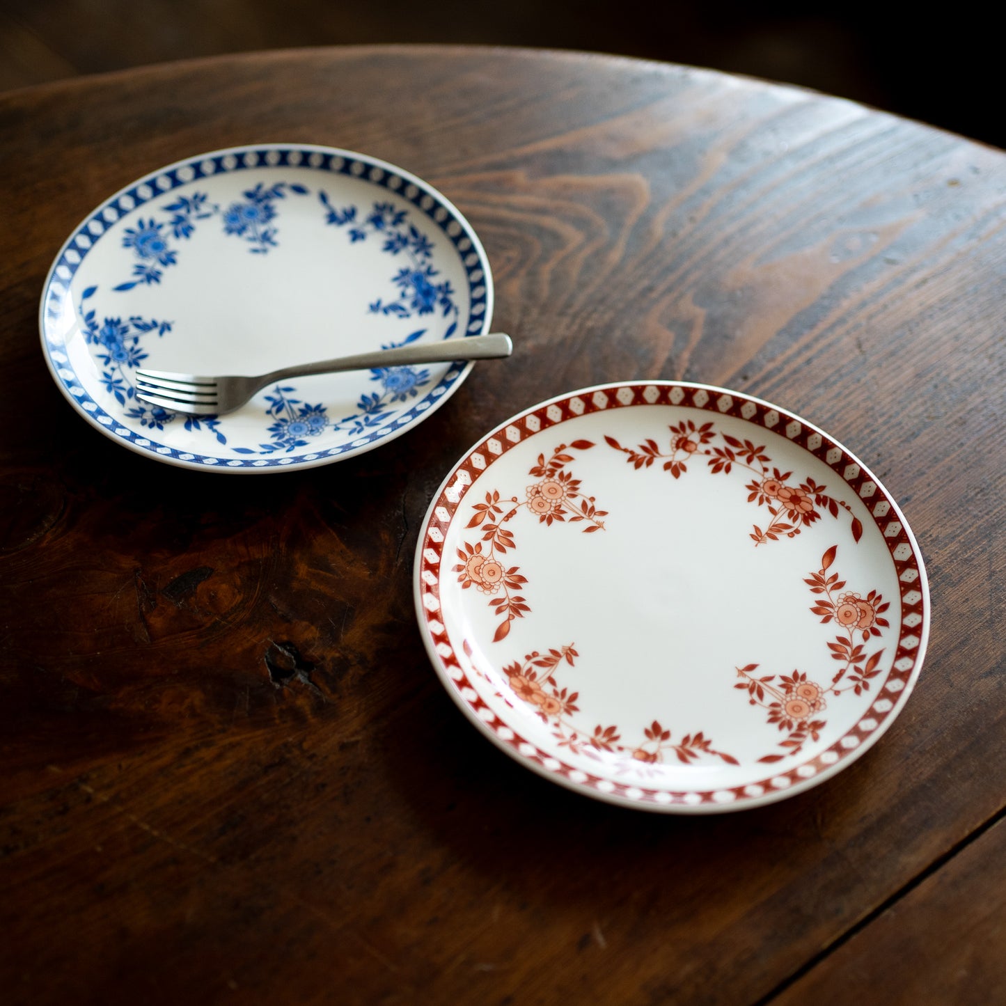 『ラウンドプレート18センチ』ペニンシュラ