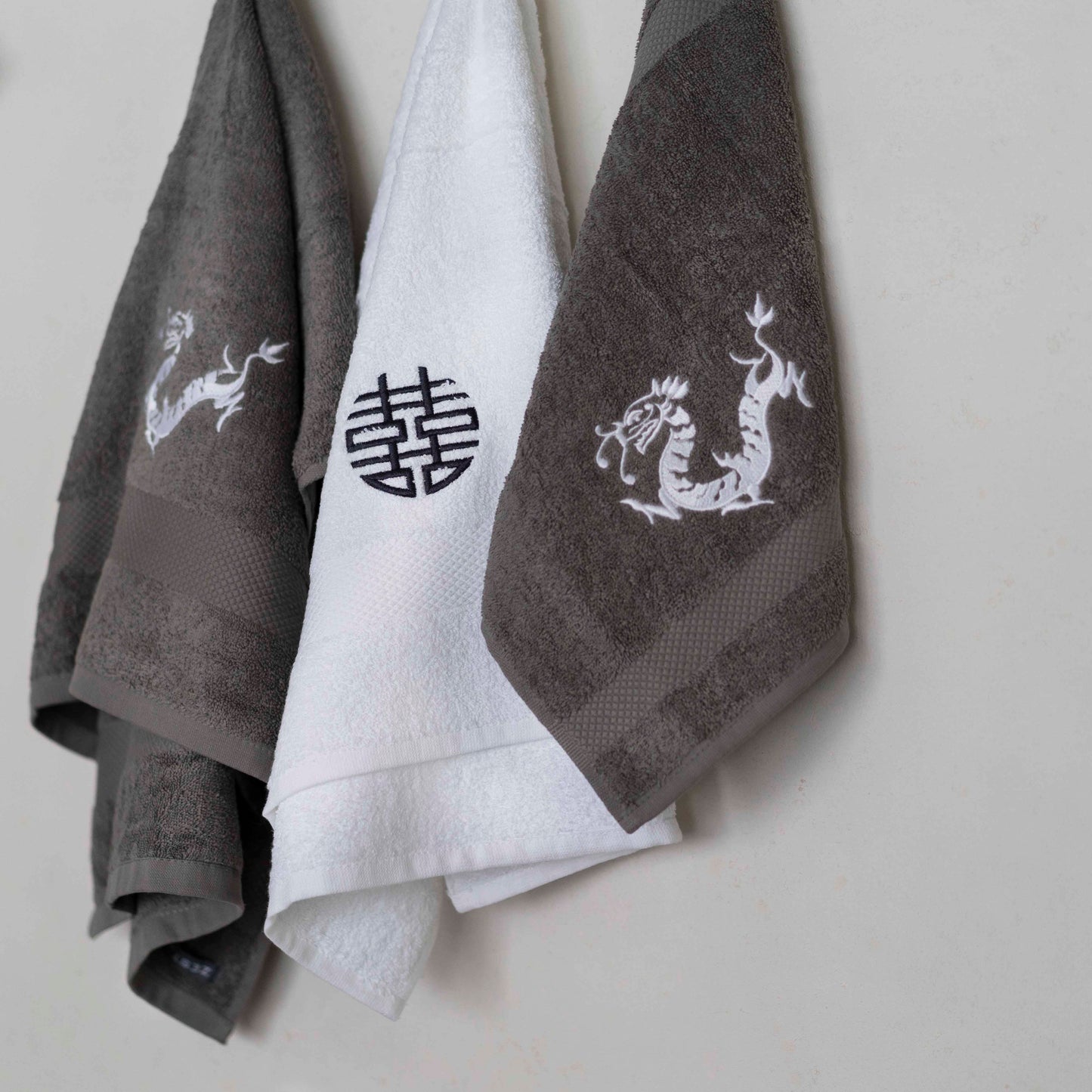 『刺繍のハンドタオル』Zest of ASIA