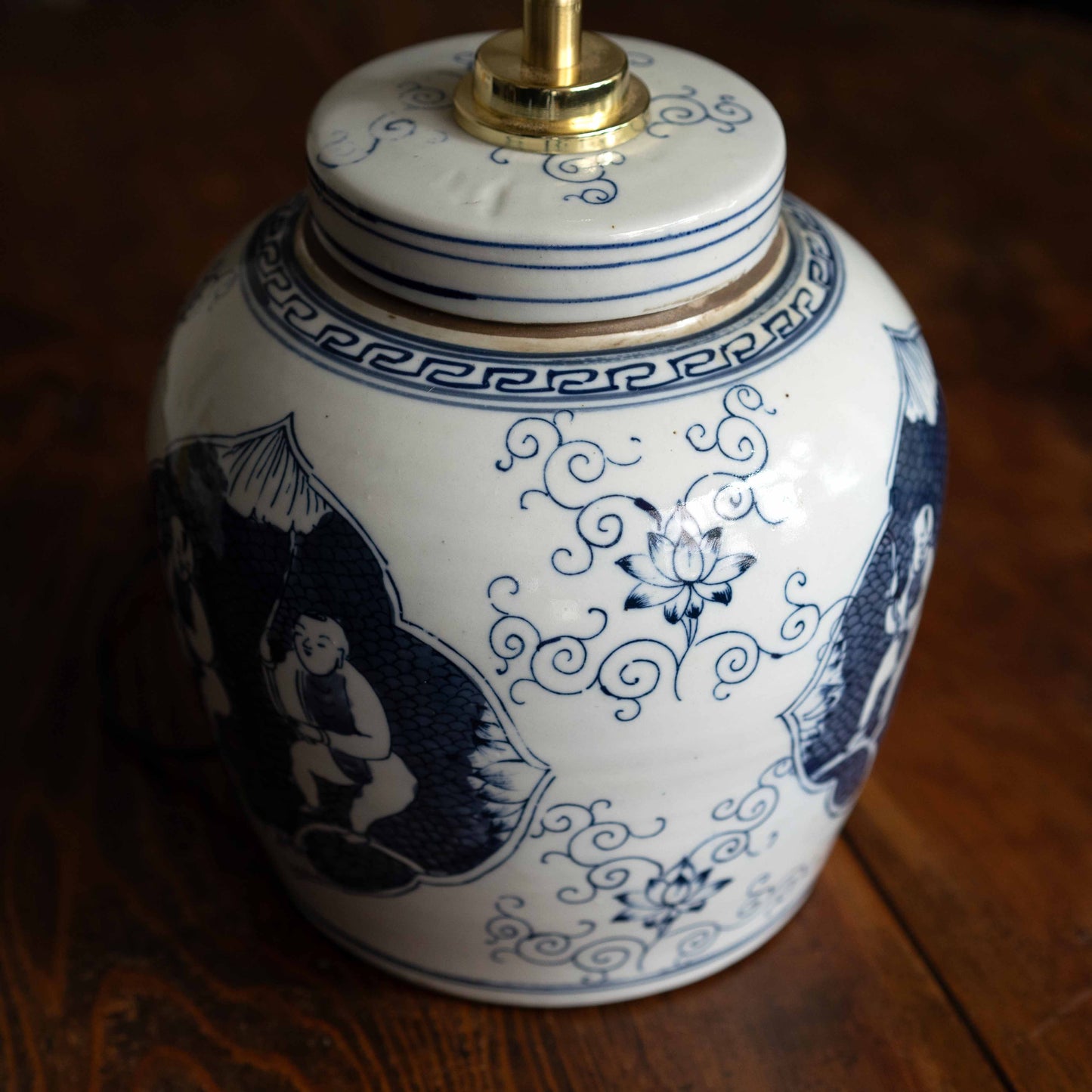 『CHERUBS』ジンジャージャーランプ