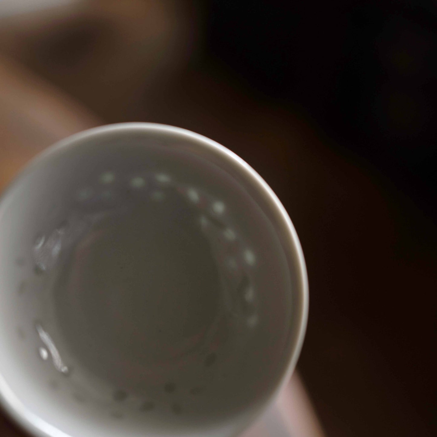 白い豆皿　景徳鎮ホタル