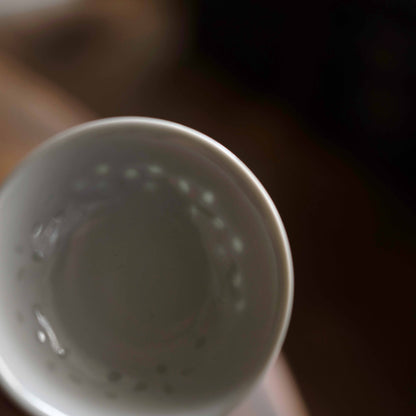 白い豆皿　景徳鎮ホタル
