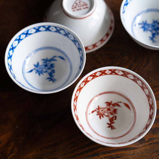 『手描きのボウル』ペニンシュラ