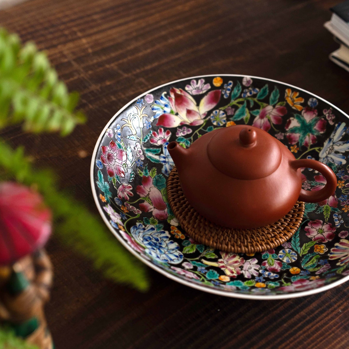 【アウトレット】黒の深皿　景徳鎮