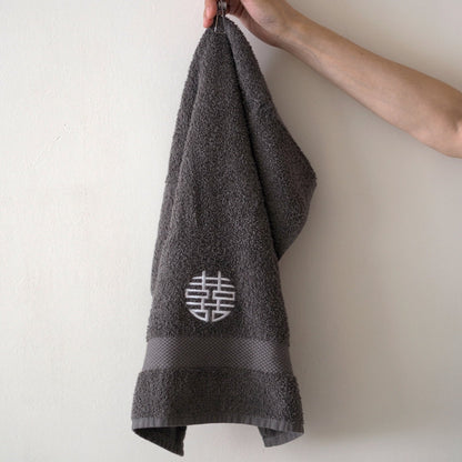 刺繍のバスタオル